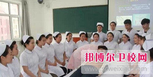 铜川2020年女生上卫校学什么专业好