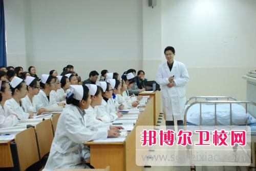 泸州2020年读卫校能考大学吗