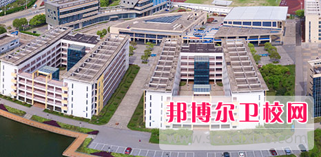 江苏2023年哪些大学有卫校