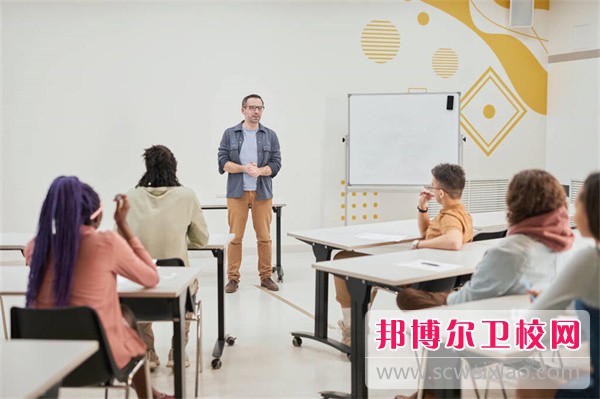 新疆卫生学校排名榜（最新）