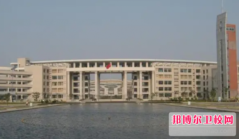 云南2023年读什么护理学校